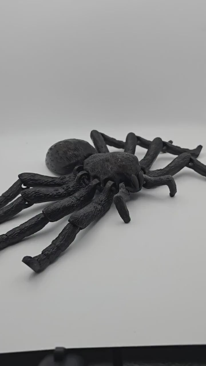 Large rubber articulated Tarantula